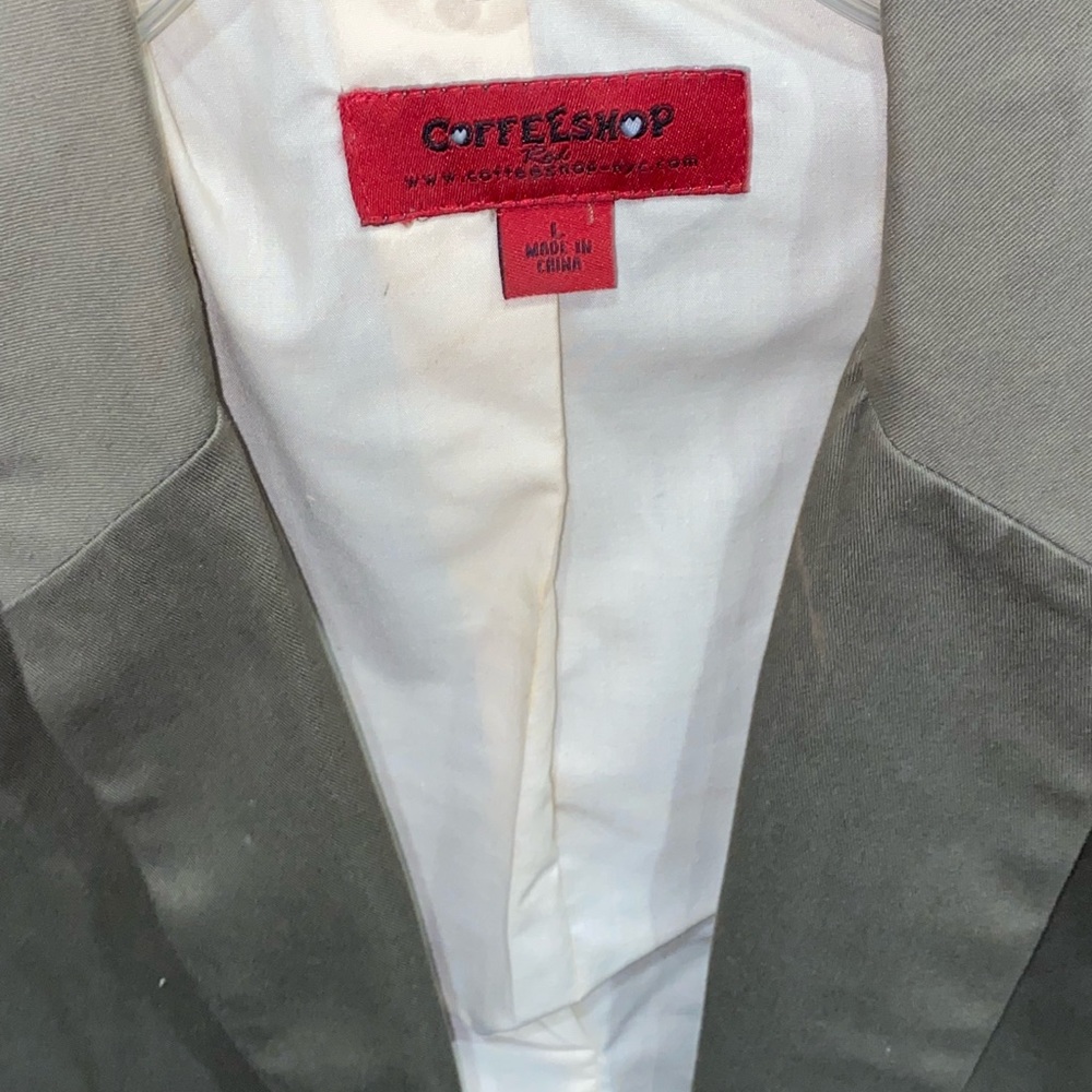 Blazer - Picture 12 of 14
